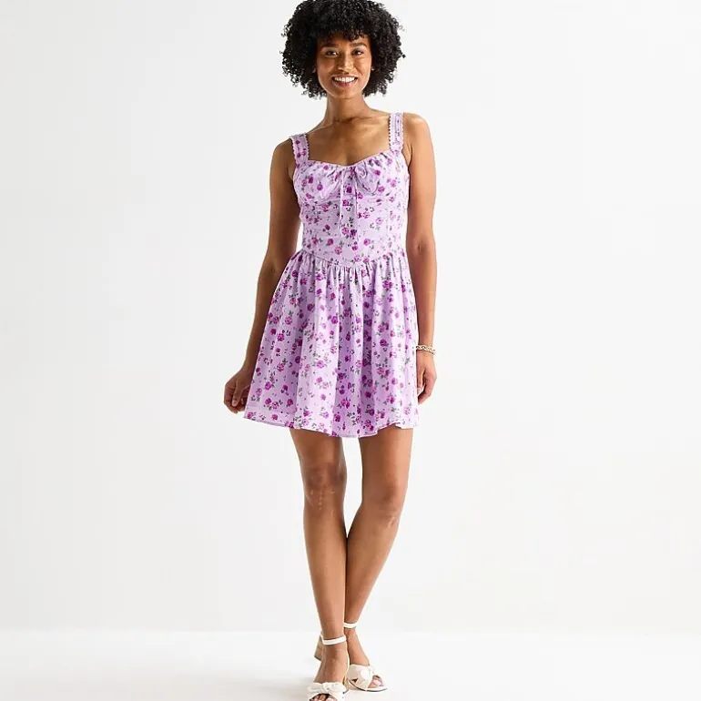 by&by Womens Juniors Sweetheart Neck Sleeveless Floral Fit + Flare Dress