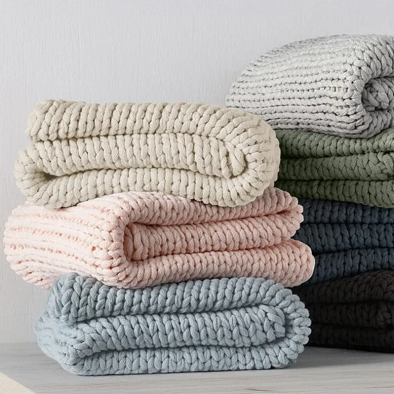 Casual Comfort Chunky Midweight Throw