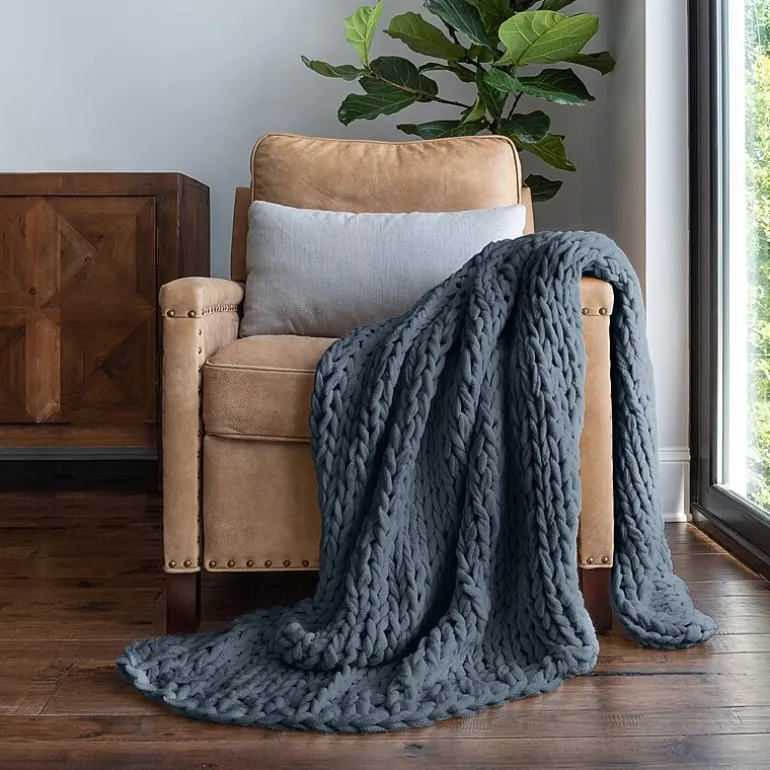 Casual Comfort Chunky Midweight Throw