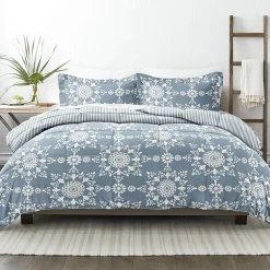 Casual Comfort Daisy Medallion Reversible Down-Alternative Comforter