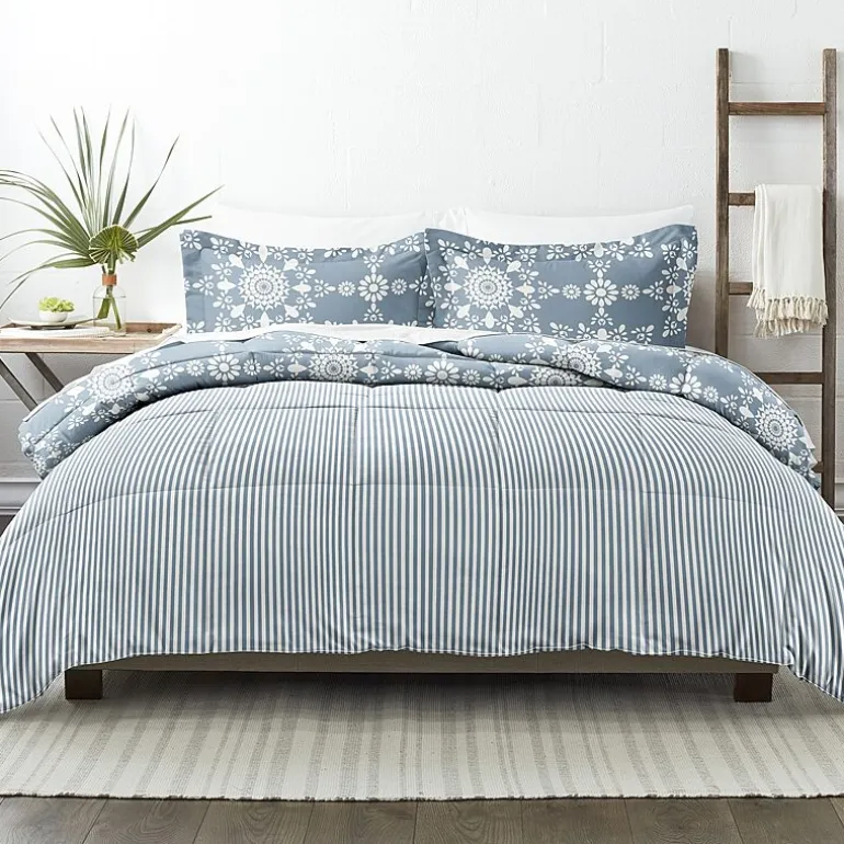 Casual Comfort Daisy Medallion Reversible Down-Alternative Comforter
