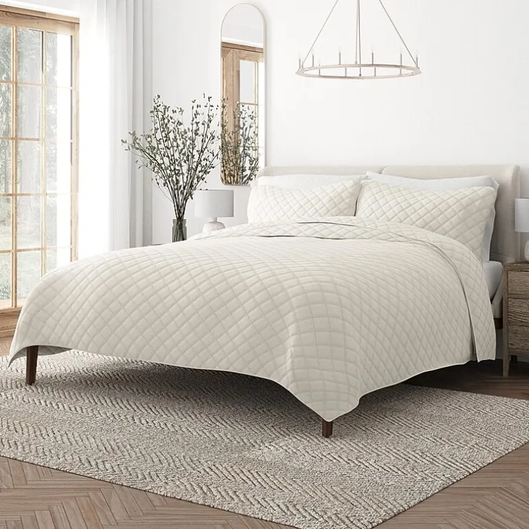 Casual Comfort Diamond Stitch Quilt Set