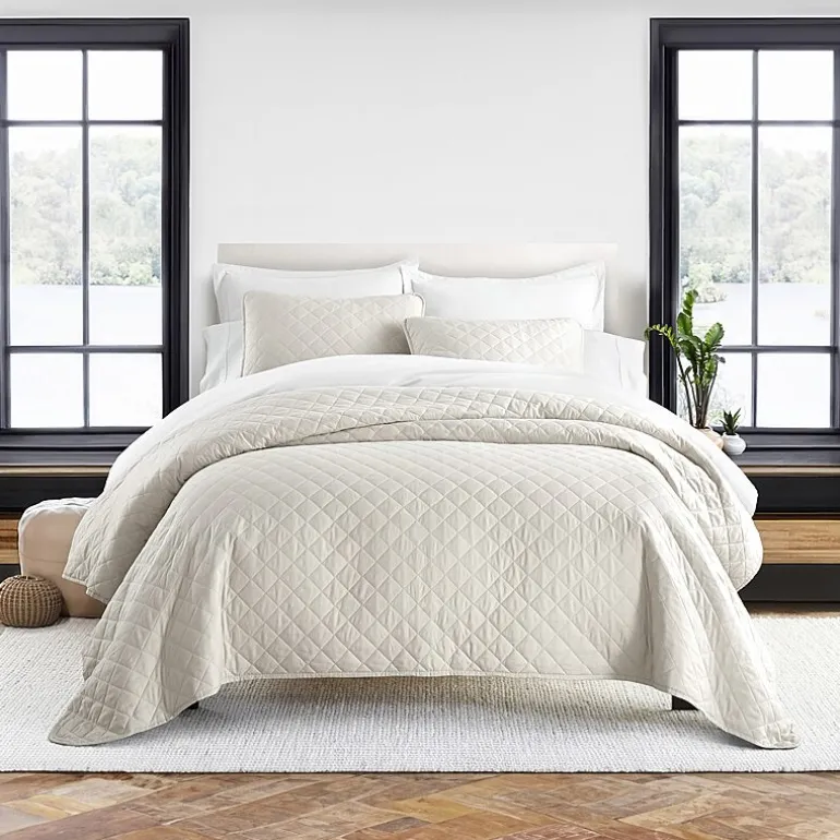 Casual Comfort Diamond Stitch Quilt Set