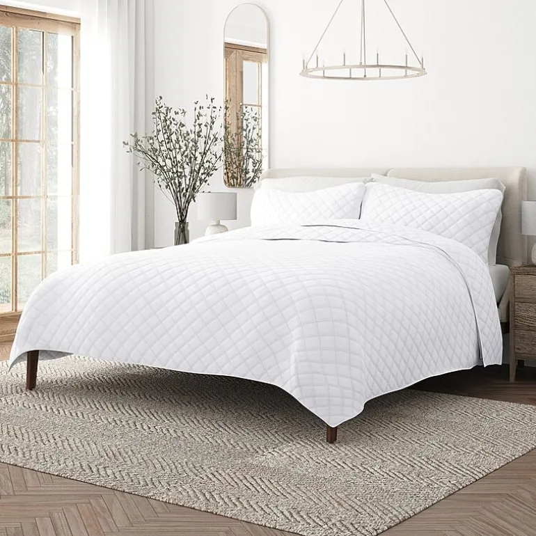 Casual Comfort Diamond Stitch Quilt Set