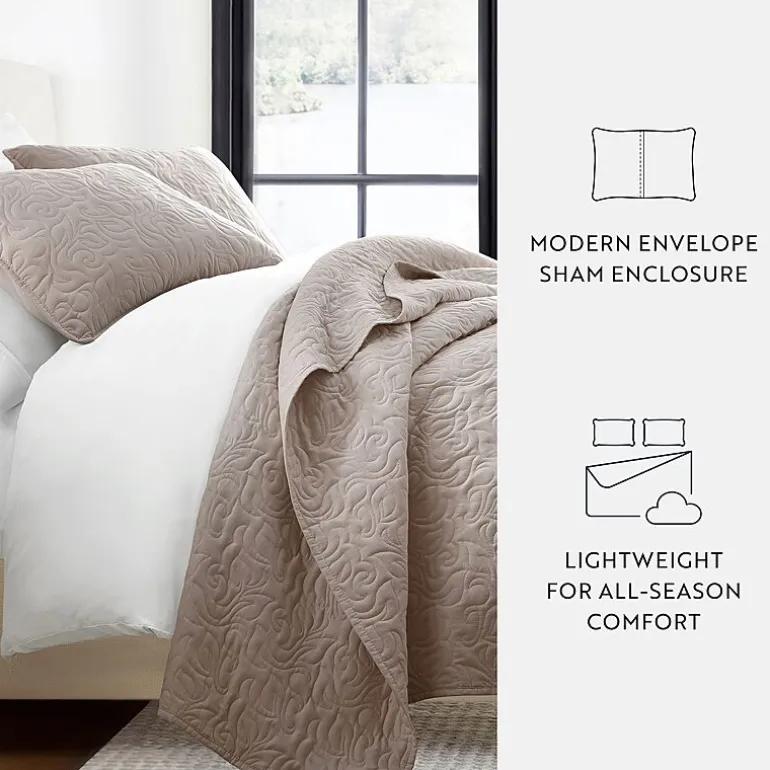 Casual Comfort Floral Stitch Quilt Set