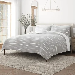Casual Comfort Lines REVERSIBLE Quilt Set