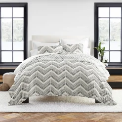 Casual Comfort Pattern Modern Reversible Quilt Set