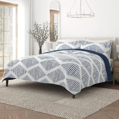 Casual Comfort Pattern Reversible Contemporary Lightweight 3 Pc. Quilt Set