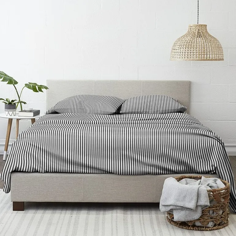 Casual Comfort™ Premium Ultra Soft Ribbon Pattern Microfiber Wrinkle Free Sheet Set
