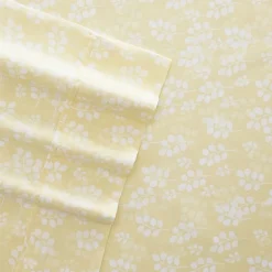 Casual Comfort™ Premium Ultra Soft Wheat Pattern Microfiber Wrinkle Free Sheet Set