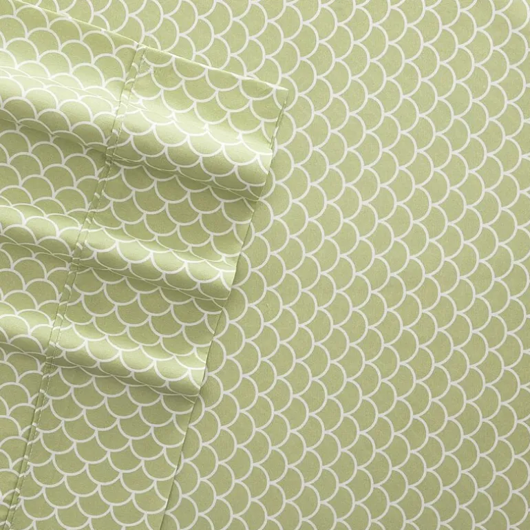 Casual Comfort™ Premium Ultra Soft Scallops Pattern Sheet Set