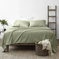 Casual Comfort™ Premium Ultra Soft Chevron Microfiber Wrinkle Free Sheet Set