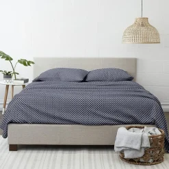 Casual Comfort™ Premium Ultra Soft Quatrefoil Pattern Microfiber Wrinkle Free Sheet Set