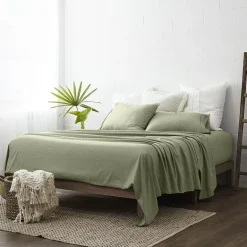 Casual Comfort™ Premium Ultra Soft Checkered Microfiber Wrinkle Free Sheet Set