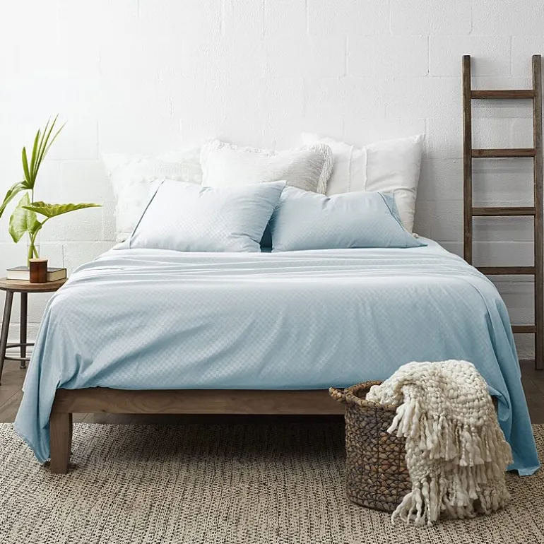 Casual Comfort™ Premium Ultra Soft Checkered Microfiber Wrinkle Free Sheet Set