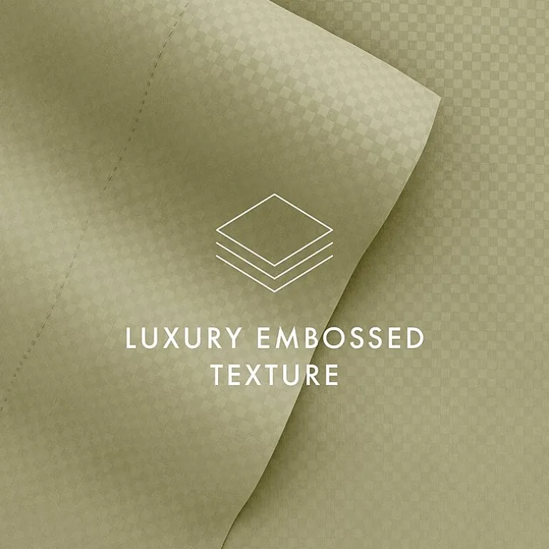Casual Comfort™ Premium Ultra Soft Checkered Microfiber Wrinkle Free Sheet Set