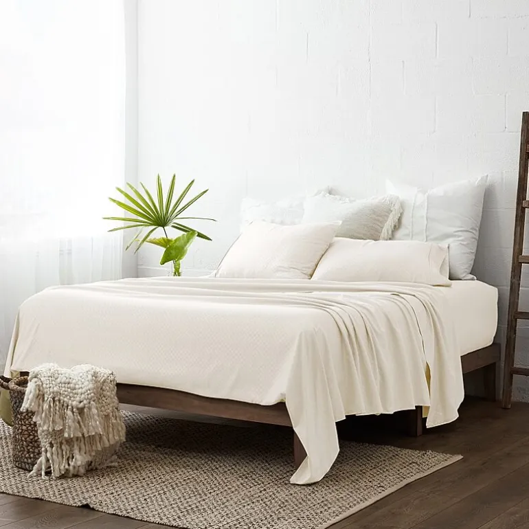 Casual Comfort™ Premium Ultra Soft Checkered Microfiber Wrinkle Free Sheet Set