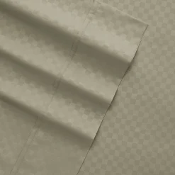 Casual Comfort™ Premium Ultra Soft Checkered Microfiber Wrinkle Free Sheet Set