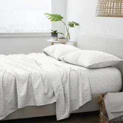 Casual Comfort™ Premium Ultra Soft Floral Pattern Sheet Set