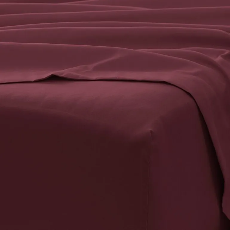 Casual Comfort™ Premium Ultra Soft Microfiber Wrinkle Free 4 Piece Sheet Set or 2 Piece Pillowcases