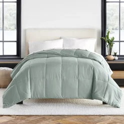 Casual Comfort Premium Ultra Soft Down Alternative Lightweight Wrinkle Resistant Comforter
