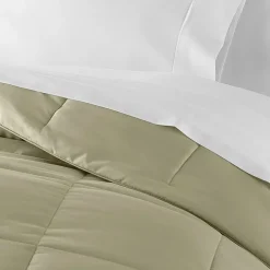 Casual Comfort Premium Ultra Soft Down Alternative Lightweight Wrinkle Resistant Comforter