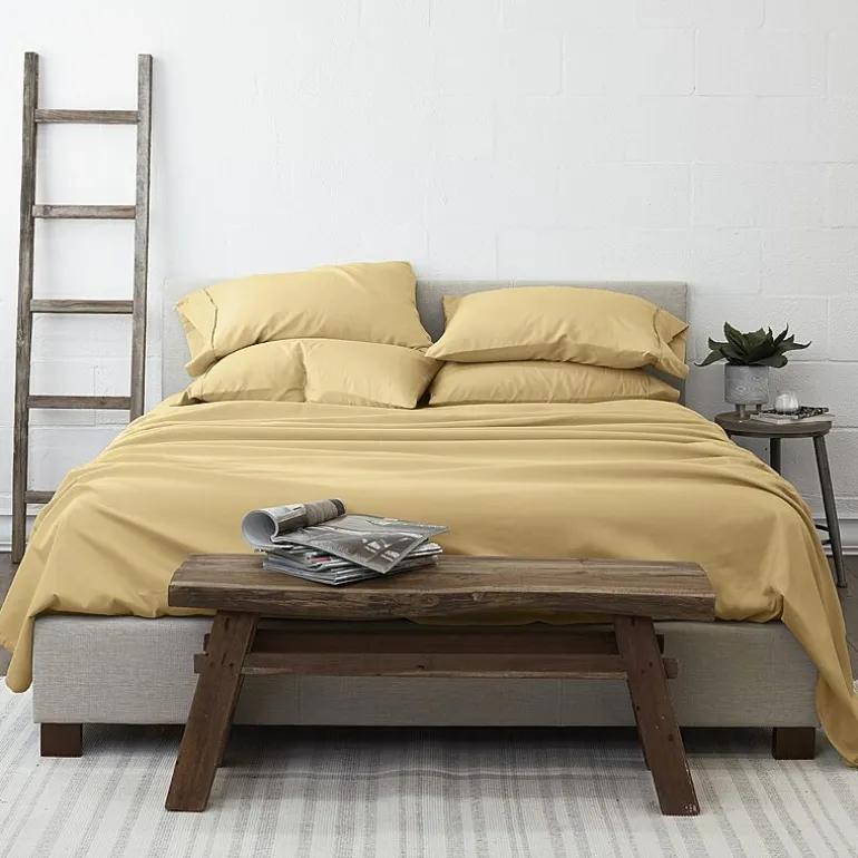 Casual Comfort™ Premium Ultra Soft Microfiber Wrinkle Free 6 Piece Sheet Set