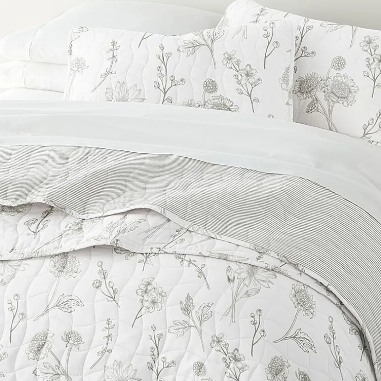 Casual Comfort Reversible Quilt Set