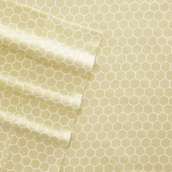 Casual Comfort Ultra Soft Honeycomb Pattern 4 Piece Bed Sheet Set