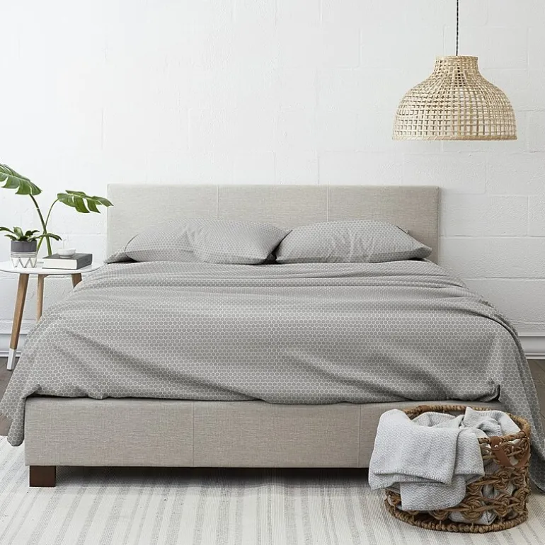 Casual Comfort Ultra Soft Honeycomb Pattern 4 Piece Bed Sheet Set
