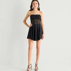 City Triangle Womens Juniors Sweetheart Neck Short Sleeve Embellished Fit + Flare Dress