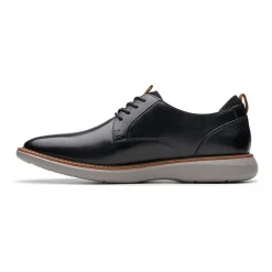 Clarks Brantin Plain Mens Round Closed Toe Oxford Shoes
