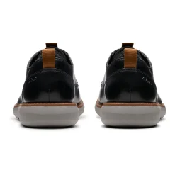 Clarks Brantin Plain Mens Round Closed Toe Oxford Shoes