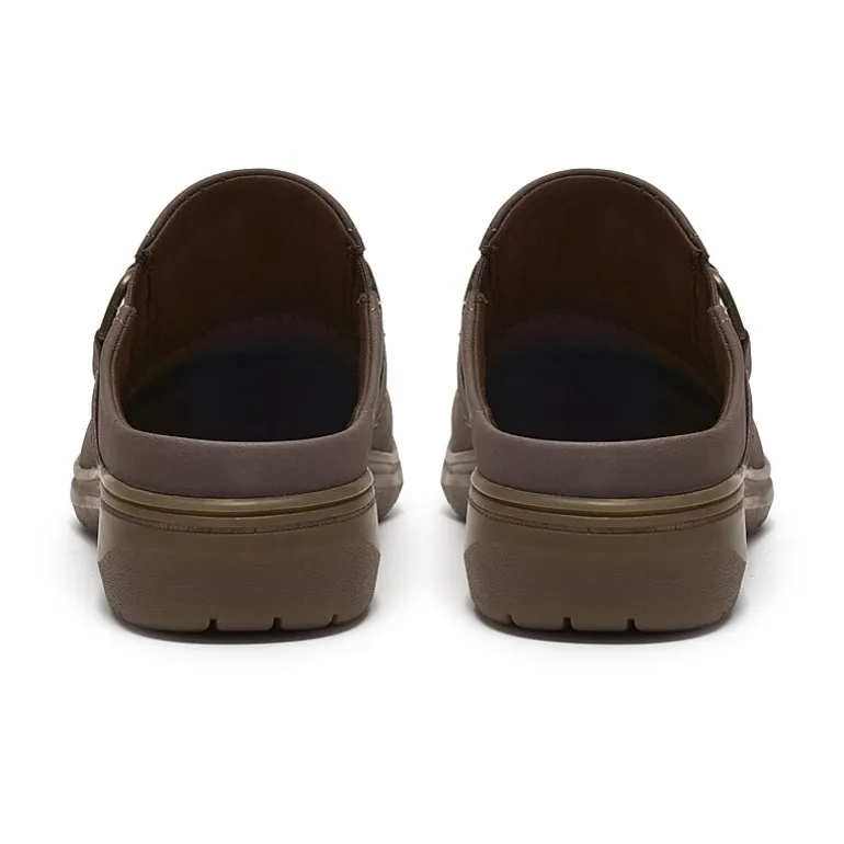 Clarks Carleigh Womens Round Closed Toe Mules-Wide Width