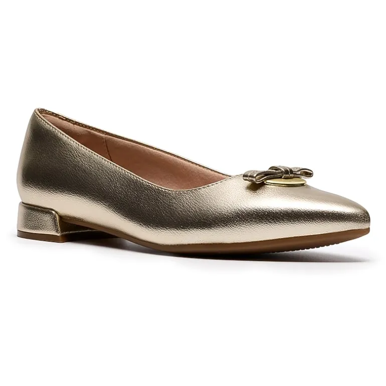 Clarks Natalyn Womens Pointed Closed Toe Ballet Flats
