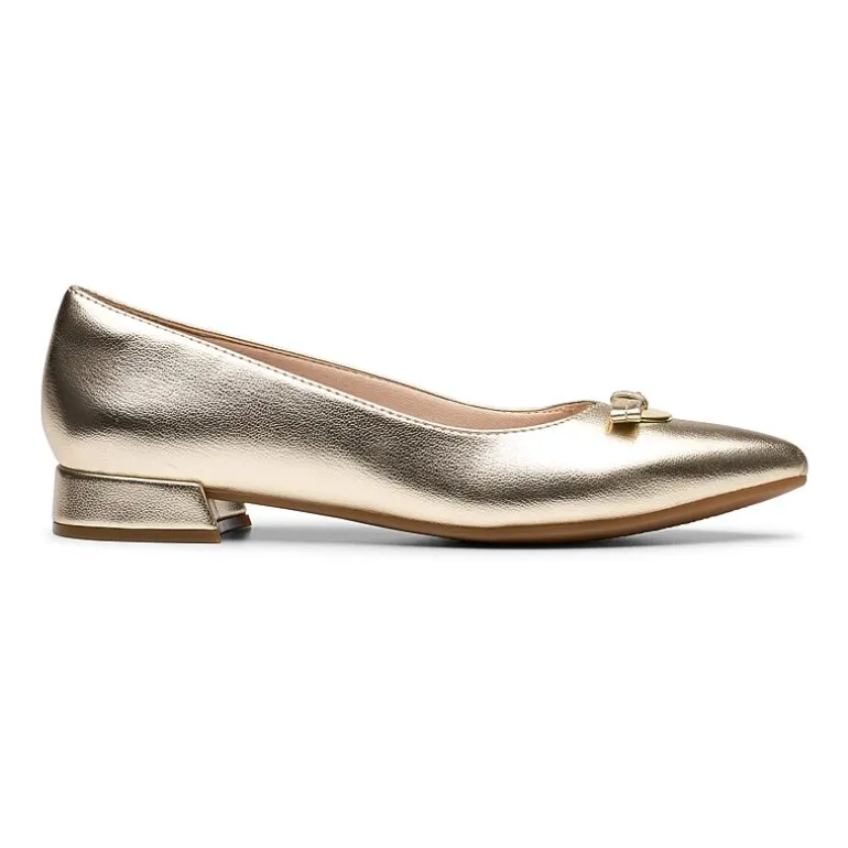 Clarks Natalyn Womens Pointed Closed Toe Ballet Flats
