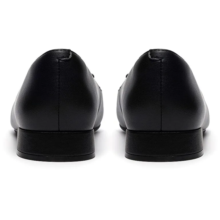 Clarks Natalyn Womens Pointed Closed Toe Ballet Flats