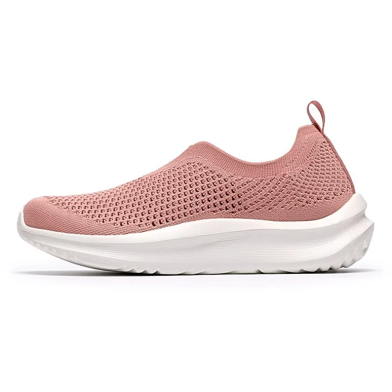 Clarks Solevana Knit Cloudsteppers Womens Round Slip-On Shoe