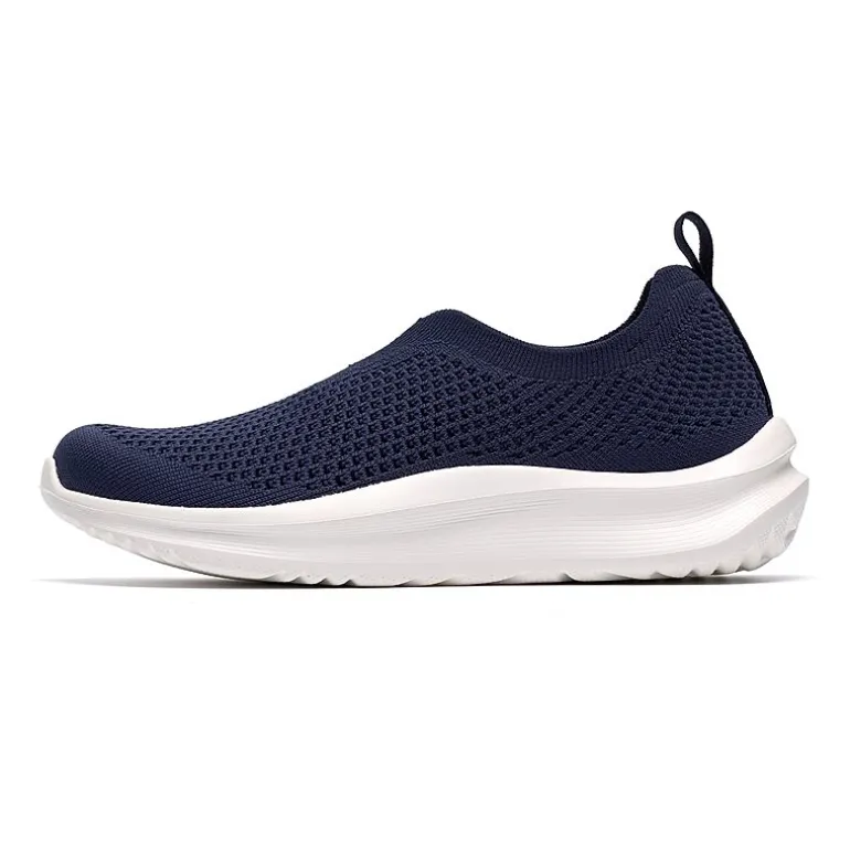 Clarks Solevana Knit Cloudsteppers Womens Round Slip-On Shoe
