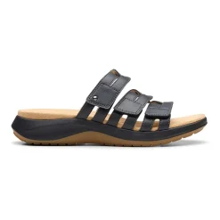 Clarks Womens Maelynn Flat Sandals