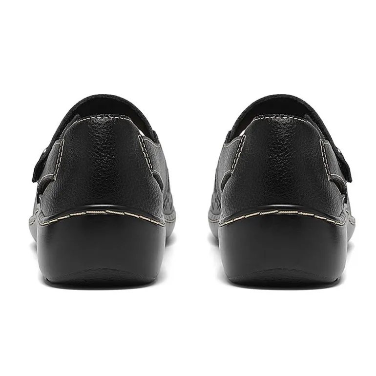 Clarks Womens Round Oxford Shoes