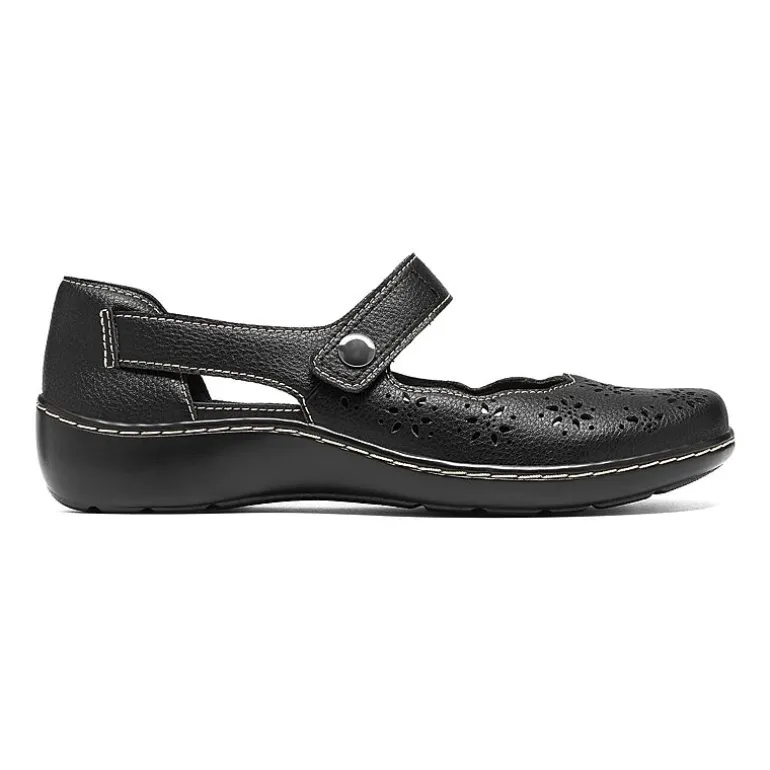 Clarks Womens Round Oxford Shoes