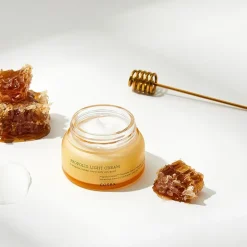Cosrx Full Fit Propolis Light Moisturizer