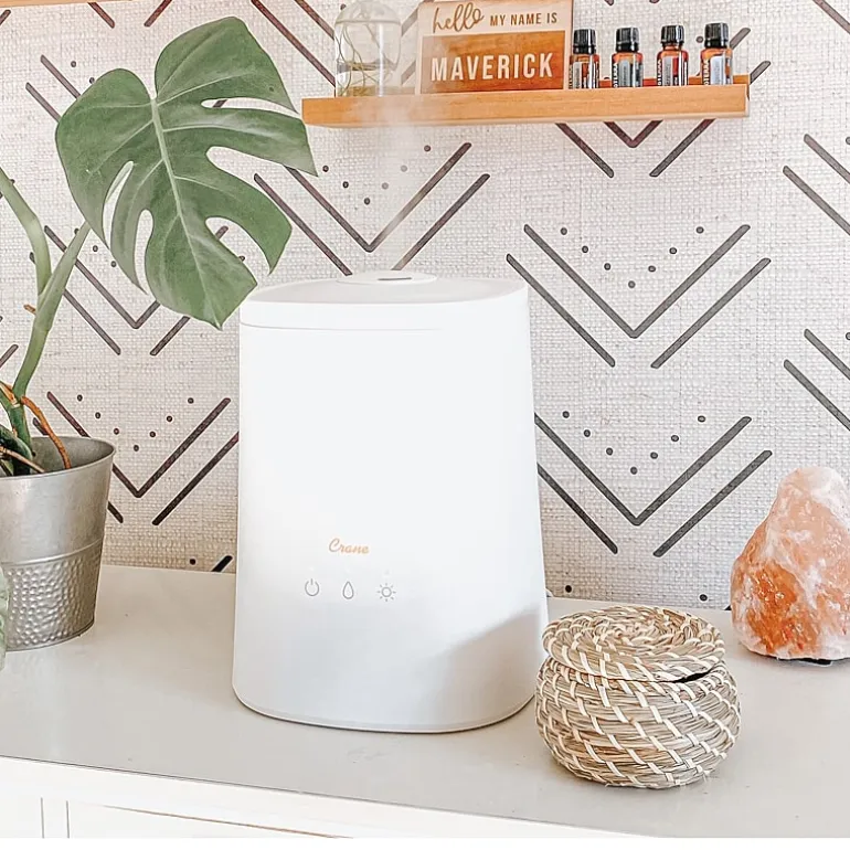 Crane 2-In-1 1.2 Gallon Ultrasonic Cool Mist Humidifier & Aroma Diffuser
