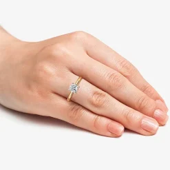1 CT. Lab-Grown (G / SI2) Diamond Round Solitaire Engagement Ring in 10K Gold
