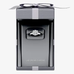 5 CT. Round Lab-Grown (F / VS1) Diamond Solitaire Engagement Ring in 14k Gold