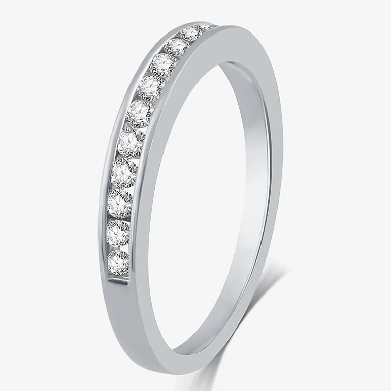 1/4 CT. T.W. Lab-Grown Diamond Wedding Band in 10K or 14K Gold