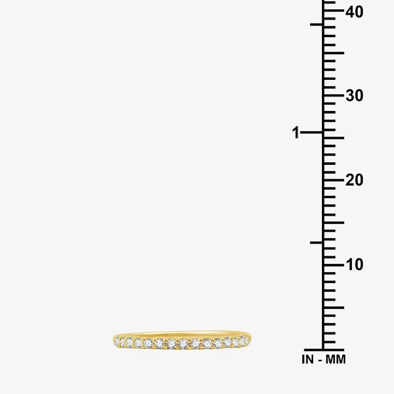 1/4 CT. T.W. Lab Grown White Diamond 10K Gold Wedding Band
