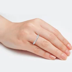 1/10 CT.T.W. Natural Diamond 10K or 14K Gold Curved Wedding Band