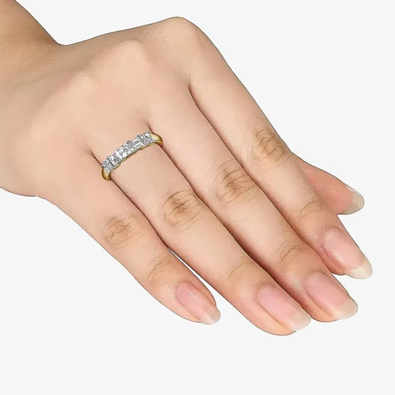 1/4 CT.T.W. Natural Diamond 10K Yellow Gold Anniversary Ring